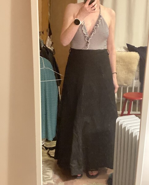 Les Parisiennes des Mamansnet: Always Have a Ball Gown at the Ready in Celebration of Your Enemy's Demise