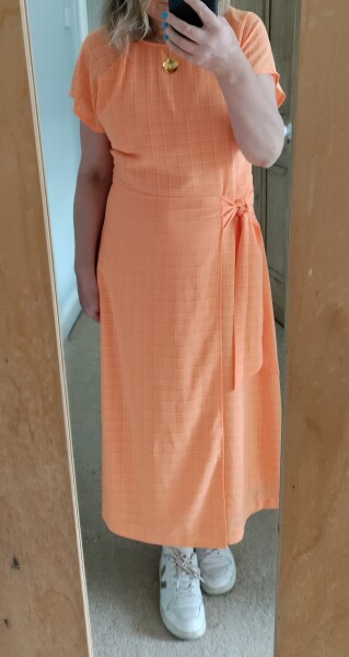 What are you wearing today? Melting into summer '22