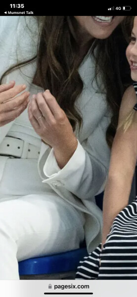 Catherine not wearing her wedding ring?