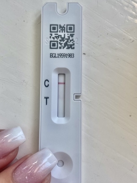 Is this a positive covid test?