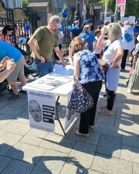 To show you what a few traffic-stopping Mumsnetters got up to in the sun today?