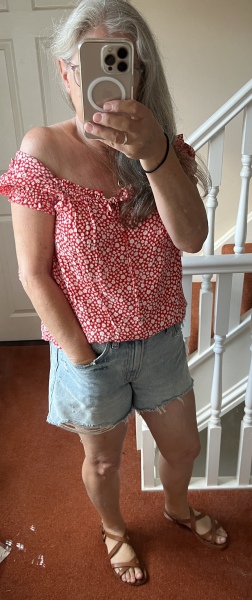 What are you wearing today? Melting into summer '22