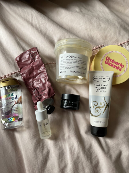 Are you addicted to beauty products? If so, please join - we are "Beauty addicts anonymous" 💜