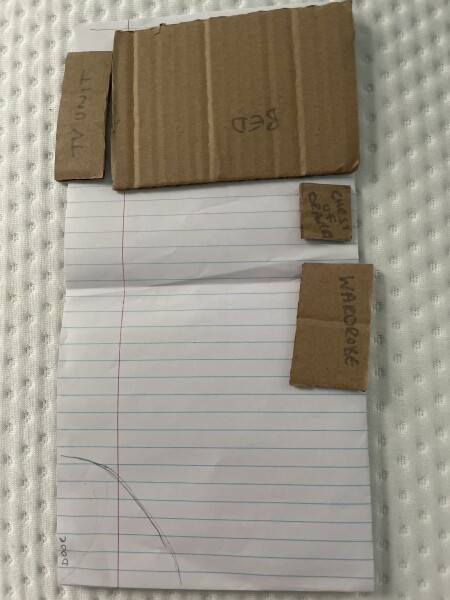 Struggling with room layout in this bedroom 