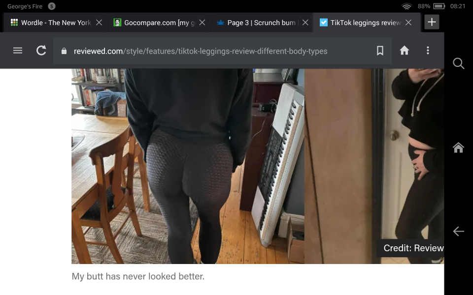 Scrunch bum leggings while teaching children.