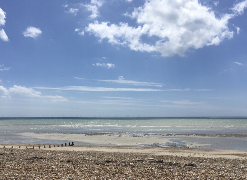Are there any decent, liveable seaside towns in UK which aren’t silly expensive or horribly rundown?