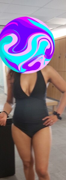 Does tummy look big in this swimsuit?