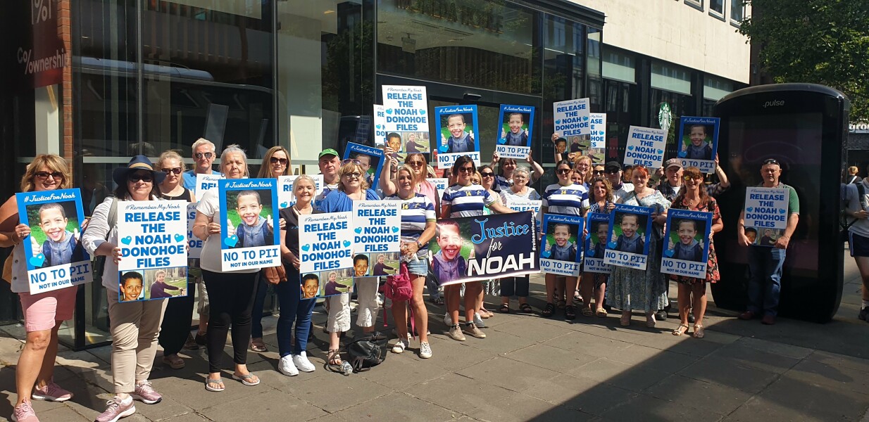 To show you what a few traffic-stopping Mumsnetters got up to in the sun today?