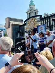 To show you what a few traffic-stopping Mumsnetters got up to in the sun today?