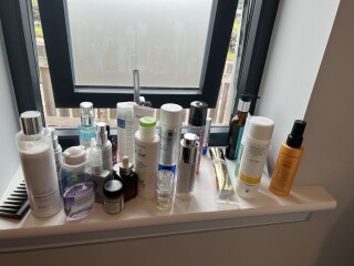 Are you addicted to beauty products? If so, please join - we are "Beauty addicts anonymous" 💜