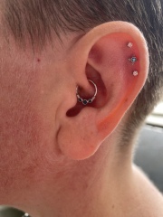 Quality piercing jewellery- other than Maria Tash