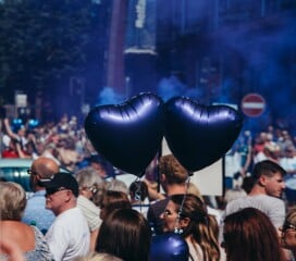 To show you what a few traffic-stopping Mumsnetters got up to in the sun today?