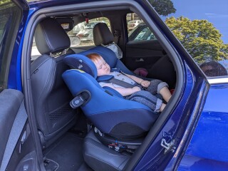 Car seat leaving marks on legs