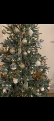 Recommend me a great artificial Christmas tree
