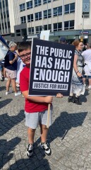 To show you what a few traffic-stopping Mumsnetters got up to in the sun today?