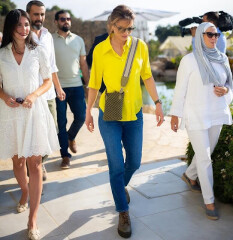 Royal Style - Bring out the Baubles! We'll wear your jewellery if you don't want to! 