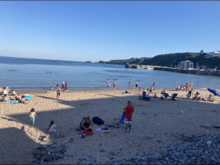Are there any decent, liveable seaside towns in UK which aren’t silly expensive or horribly rundown?