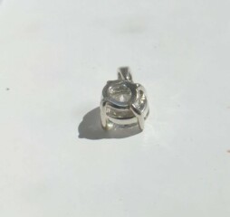 Jewellers - how much to fix this?