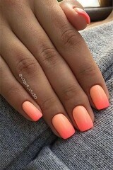 Holiday nails