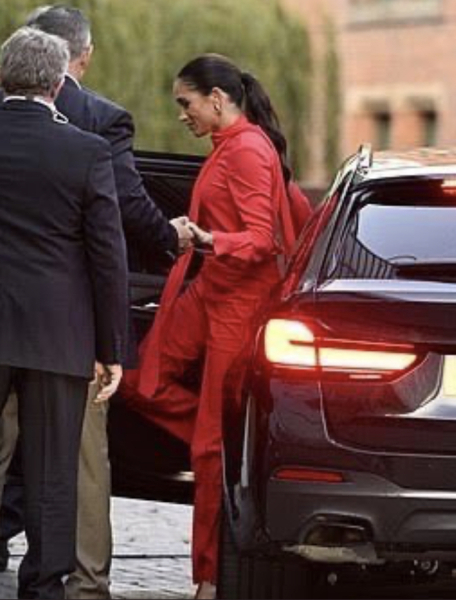 Royal Style - Bring out the Baubles! We'll wear your jewellery if you don't want to! 