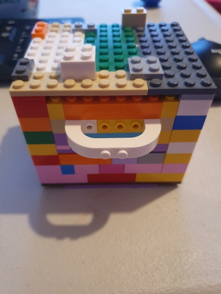 Share with LEGO your children’s most imaginative creations - £200 LEGO voucher to be won