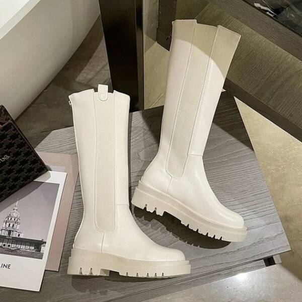 How can I style these boots?⅕
