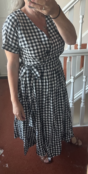 What are you wearing today? Melting into summer '22