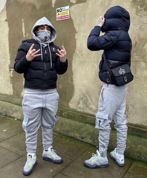 To let 13 year old dress like a drug dealer??
