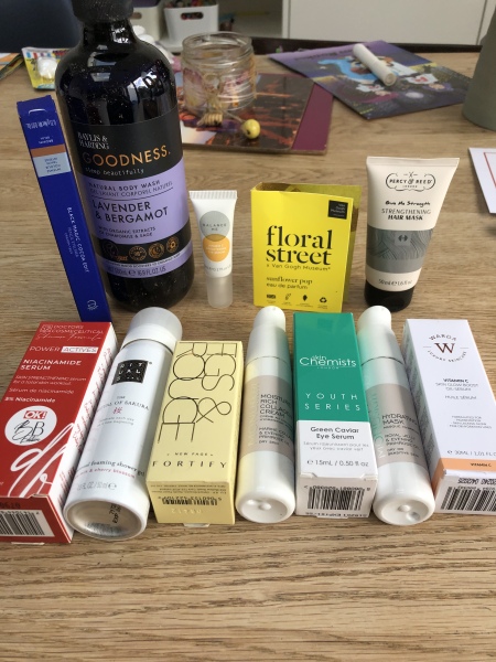 Thread 4 - the one with the pick up and take along gran