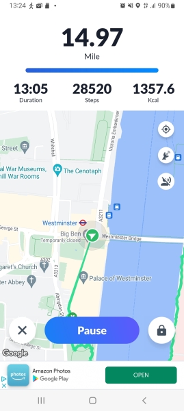 anyone queuing to see the coffin in London atm?