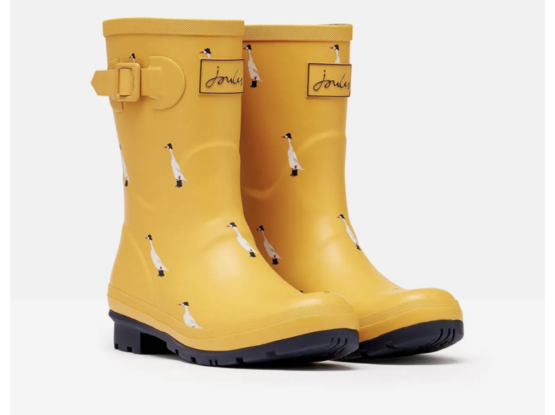 Thread 5 - the one with 2 turtle dove gloves and all sharing the bargain love....s