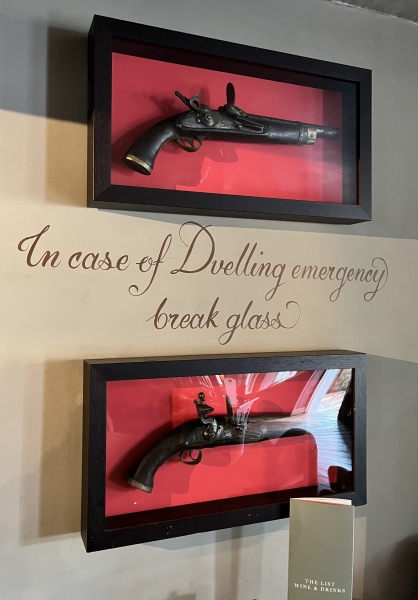 GHOSTS S4 - Friday 8.50/9pm BBC 1 - TV PACE NO SPOILERS 