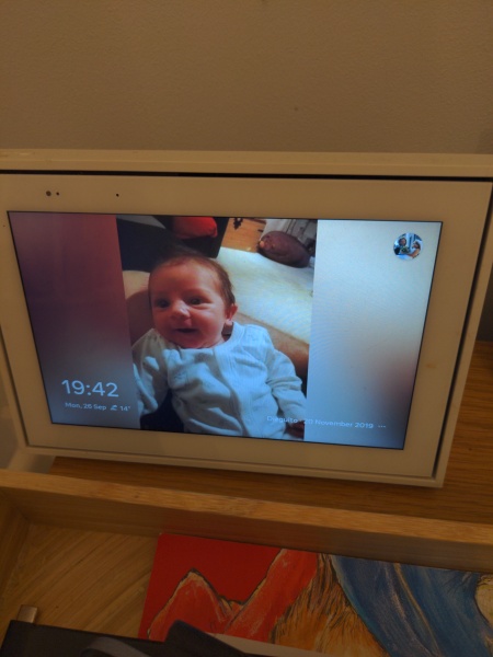 Digital frame for cloud photos? Or bin it all off?