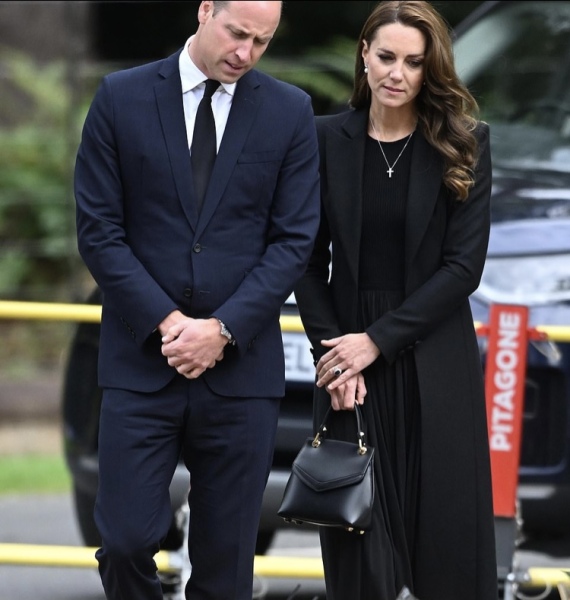 Royal Style - Farewell, Elizabeth - lady of style