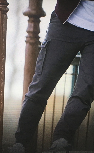Please help me find trousers like this