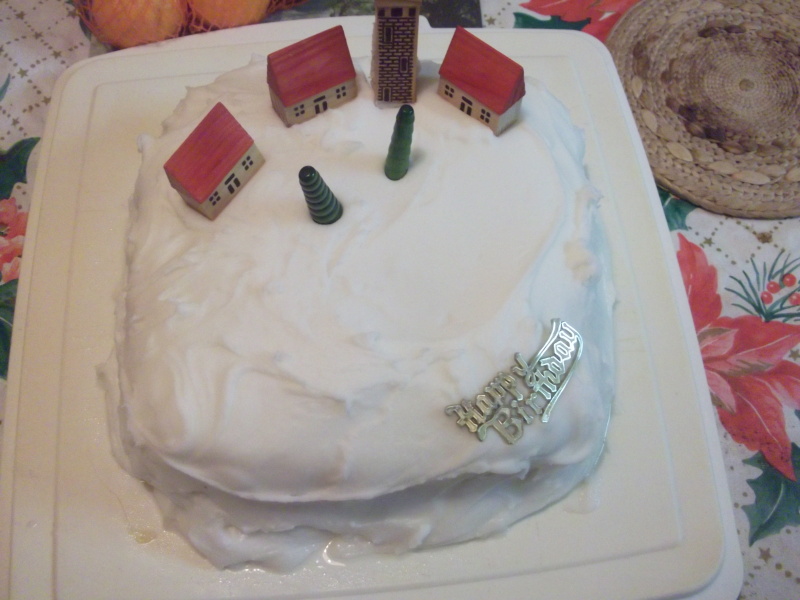 Christmas cake decorations