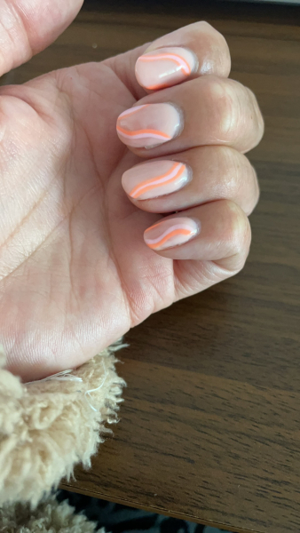Which nails do you prefer?