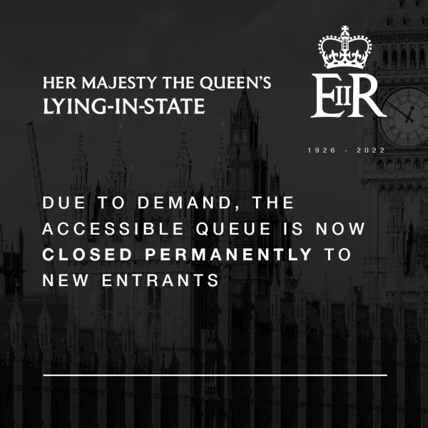 anyone queuing to see the coffin in London atm?