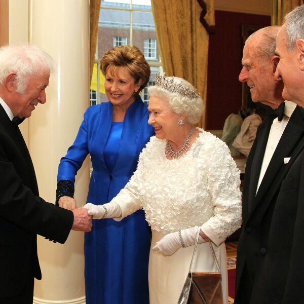 Royal Style - Bring out the Baubles! We'll wear your jewellery if you don't want to! 