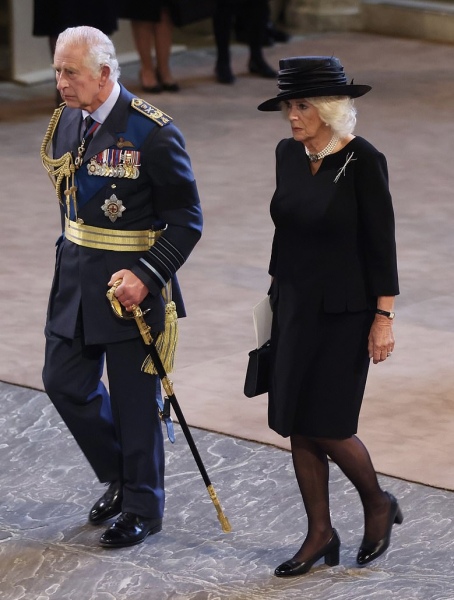 Royal Style - Farewell, Elizabeth - lady of style