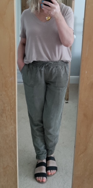 What are you wearing today? Melting into summer '22