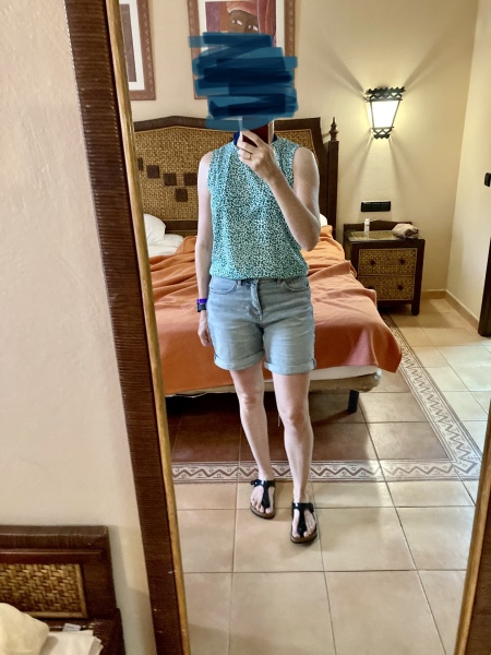 What are you wearing today? Melting into summer '22