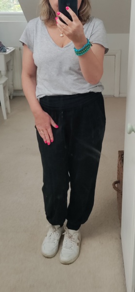 What are you wearing today? Melting into summer '22