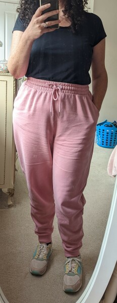 What are you wearing today? Melting into summer '22