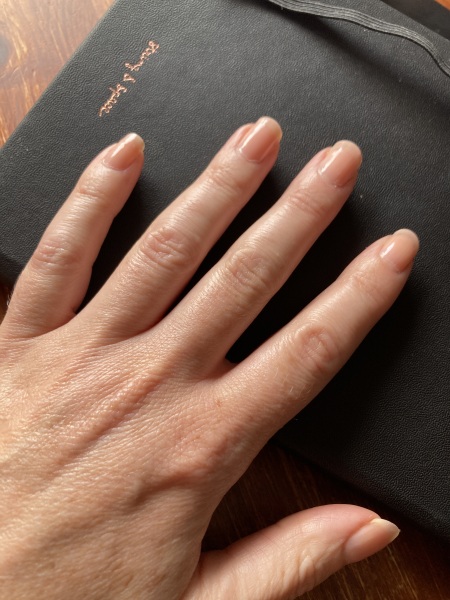Gels and fast nail growth 