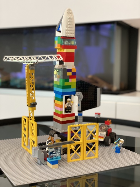 Share with LEGO your children’s most imaginative creations - £200 LEGO voucher to be won