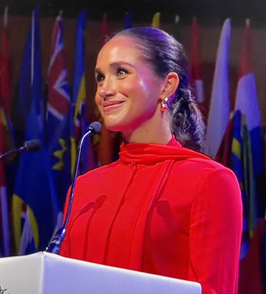 Royal Style - Bring out the Baubles! We'll wear your jewellery if you don't want to! 