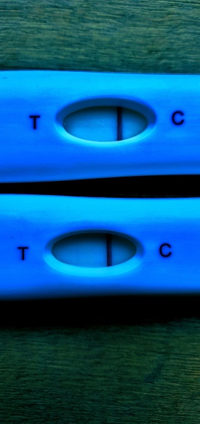 10dpo... can you see the line or am I imagining it?!
