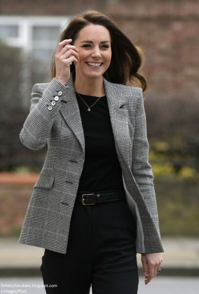 Royal Style: Elizabeth may be gone, but her diamonds are forever 