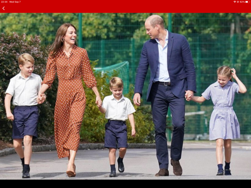 Royal Style - Bring out the Baubles! We'll wear your jewellery if you don't want to! 